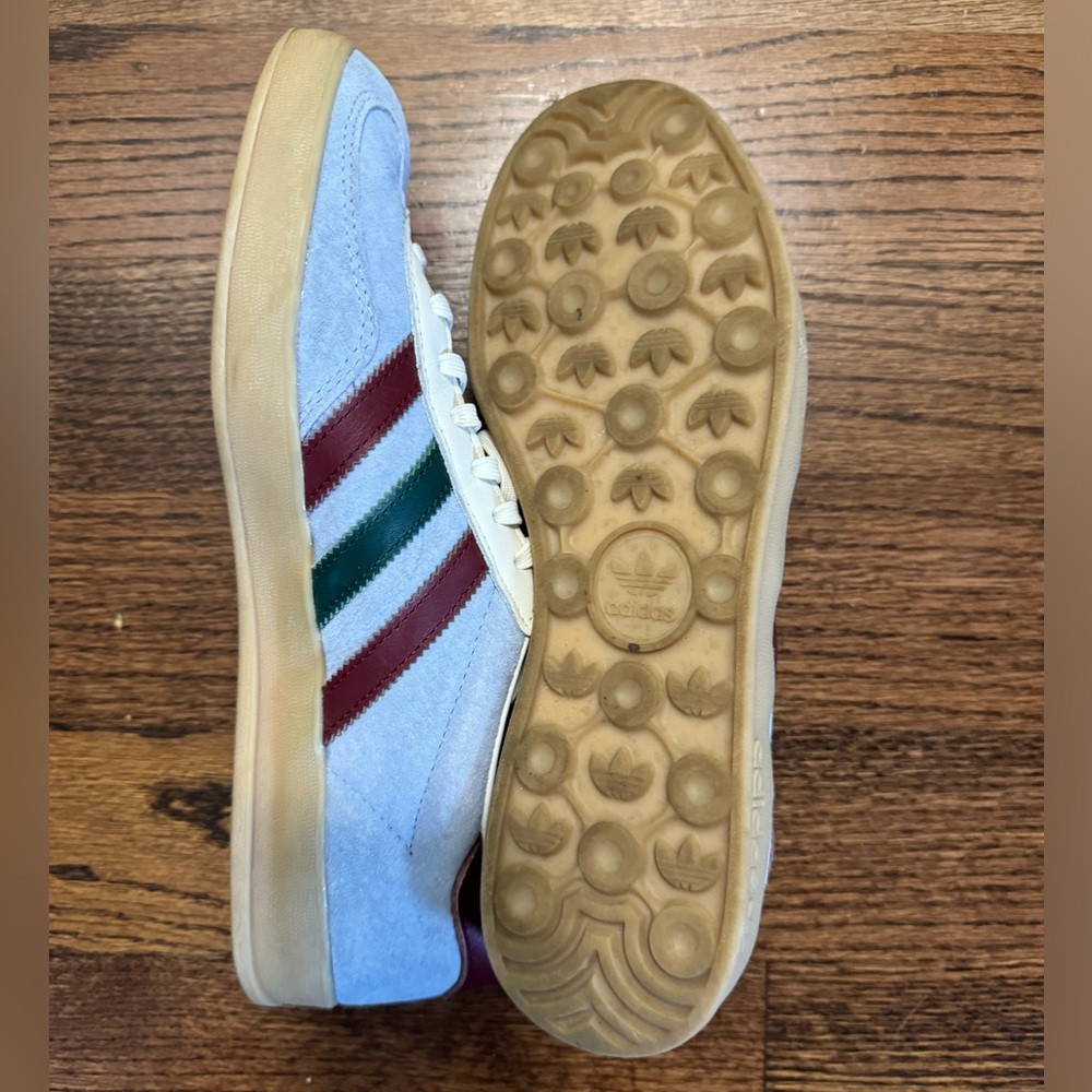 Adidas Gazelle Indoor Shoes
Size: M 9 / W 10 - Picture 8 of 10